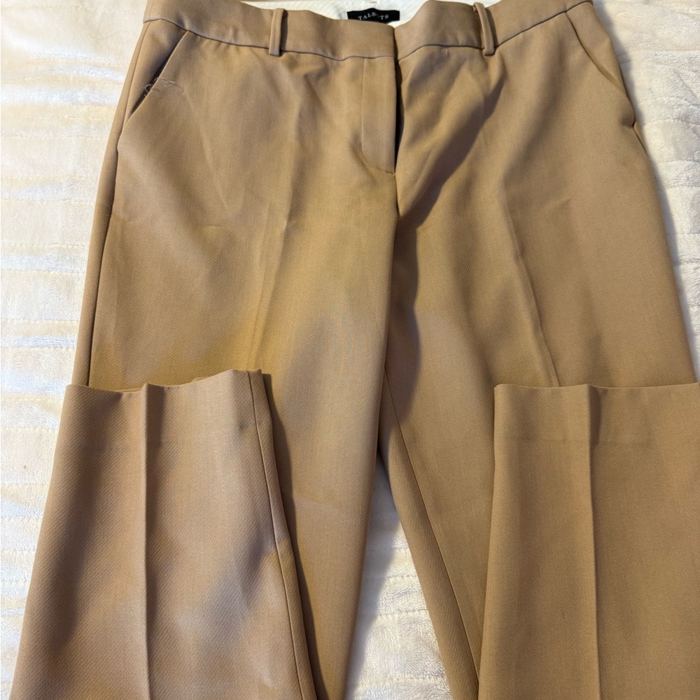 Talbots women’s Khaki Chinos